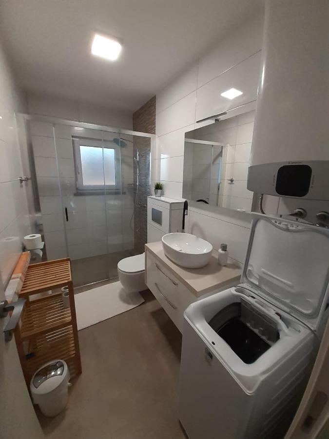 Holiday House Emjalemi プーラ エクステリア 写真